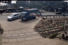 Tổng công ty Đường sắt Việt Nam lý giải việc barie mở bất thường