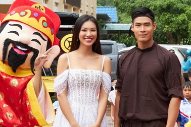 Danh Chiếu Linh làm chú Cuội, Kim Duyên làm chị Hằng