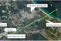 Nhà máy bột giấy lớn nhất Việt Nam xả thải gần bờ biển