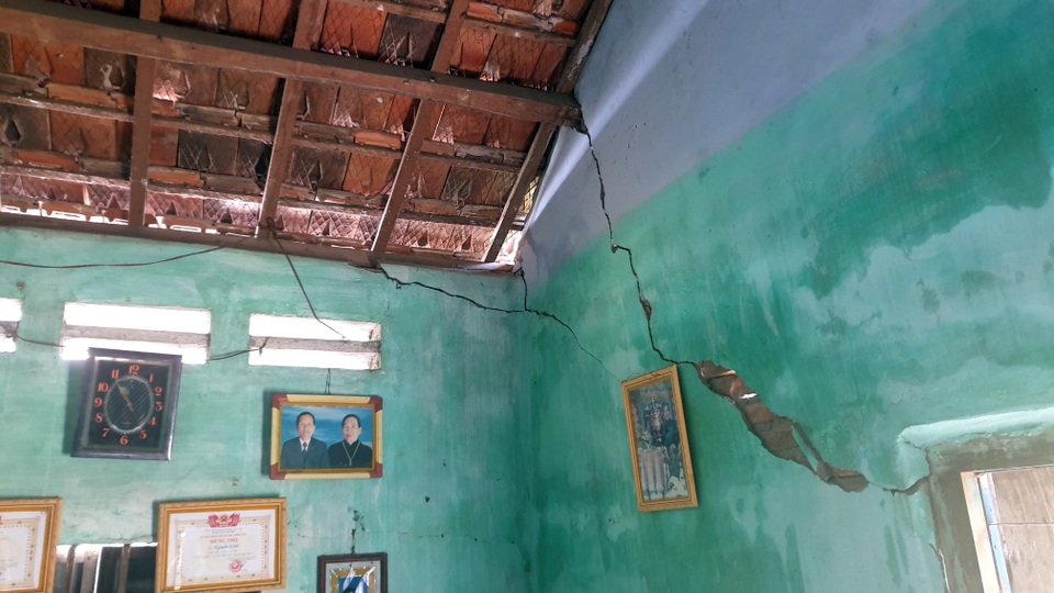 Bạn đọc giúp đỡ gia đình “cô gái thiểu năng bị hại đời đến mang thai” - 6 Bạn đọc giúp đỡ gia đình “cô gái thiểu năng bị hại đời đến mang thai” - 6