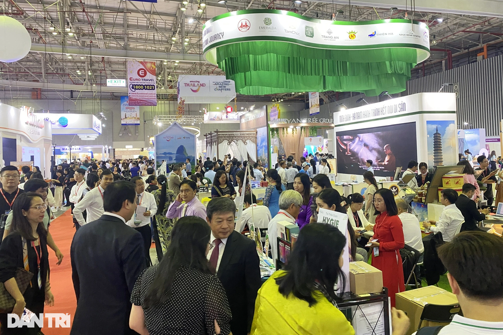 Thu hơn 482.000 tỷ đồng, ngành du lịch vẫn có 3 điều chưa đạt như mong đợi - 2 Thu hơn 482.000 tỷ đồng, ngành du lịch vẫn có 3 điều chưa đạt như mong đợi - 2