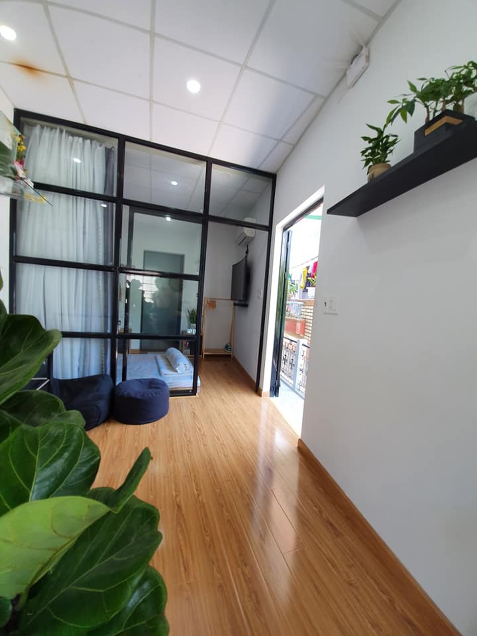 Bỏ Sài Gòn về quê, vợ chồng trẻ chi 200 triệu đồng cải tạo nhà cũ 23m2 - 3 Bỏ Sài Gòn về quê, vợ chồng trẻ chi 200 triệu đồng cải tạo nhà cũ 23m2 - 3