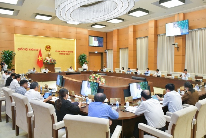 Toàn cảnh Phiên họp