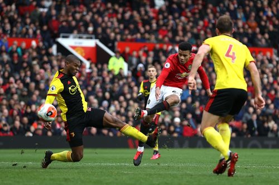 Man Utd 3-0 Watford: Màn tỏa sáng rực rỡ của Fernandes - 3 Man Utd 3-0 Watford: Màn tỏa sáng rực rỡ của Fernandes - 3