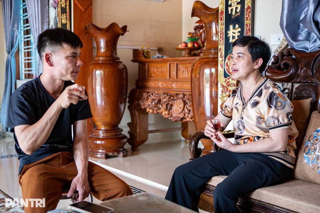 Chàng trai Hà Nội ở rể 10 năm, được mẹ vợ làm đám cưới linh đình đón vợ mới - 2 Chàng trai Hà Nội ở rể 10 năm, được mẹ vợ làm đám cưới linh đình đón vợ mới - 2