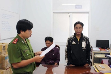 Liên tục phạm tội sản xuất hàng giả, tòa vẫn cho hưởng án treo