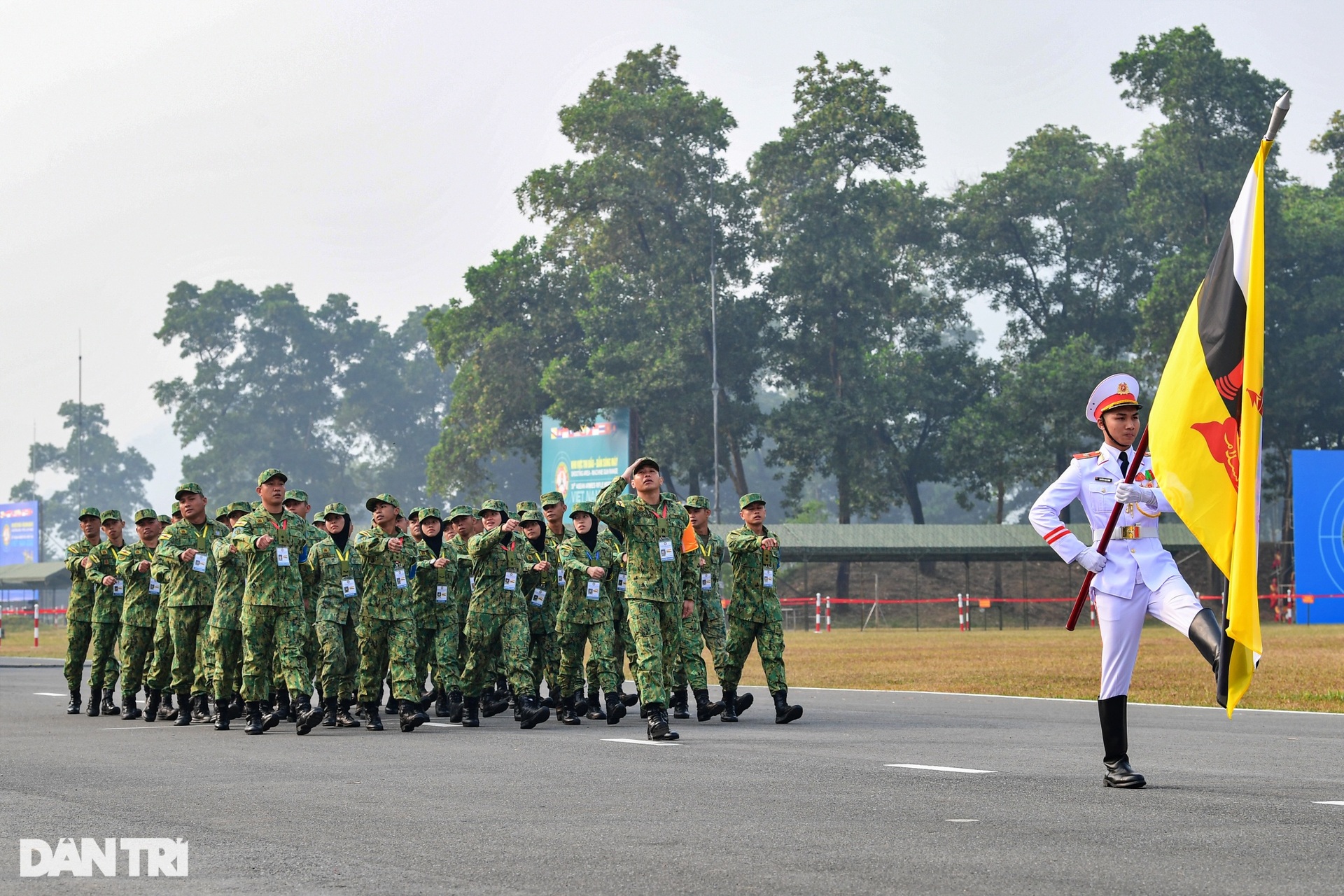 Quân đội các nước ASEAN đua tài bắn súng ở Việt Nam - 10 Quân đội các nước ASEAN đua tài bắn súng ở Việt Nam - 10