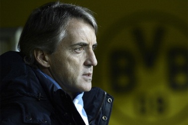 Man City, Chelsea rời Champions League: Sảy chân hay sự thoái trào?