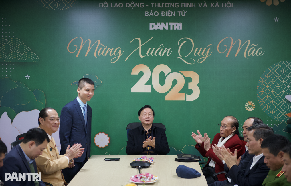 Phó Thủ tướng: Người dân hiện nay rất cần những món ăn tinh thần - 2 Phó Thủ tướng: Người dân hiện nay rất cần những món ăn tinh thần - 2