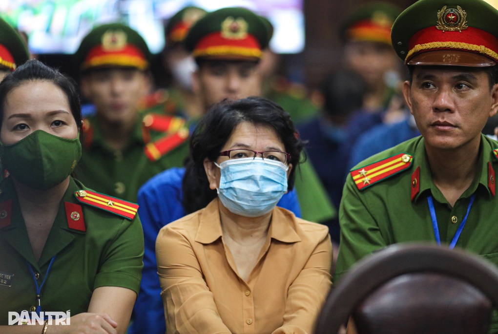 Bị cáo liên quan Vạn Thịnh Phát: Liên đới hơn 170.000 tỷ, tiền đâu mà đền - 3 Bị cáo liên quan Vạn Thịnh Phát: Liên đới hơn 170.000 tỷ, tiền đâu mà đền - 3