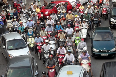 Hà Nội ủng hộ tạm dừng thu phí bảo trì đường bộ với mô tô