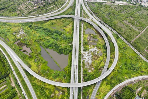 Những giao lộ khổng lồ thay đổi diện mạo cửa ngõ Thủ đô