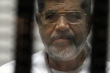 Cựu Tổng thống Ai Cập đột tử giữa phiên tòa xét xử nghi án gián điệp