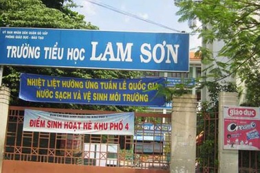 Kế toán trường học tham ô tiền tỉ