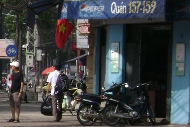 Đề nghị sớm thông qua mức phí “thuê vỉa hè” 