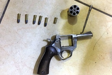 Hà Nội: Khởi tố, tạm giam nghi phạm nổ súng cướp tài sản ở chợ Long Biên