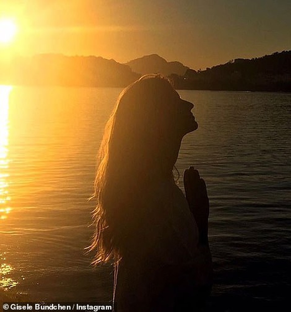 Gisele Bundchen tận hưởng kỳ nghỉ tại Costa Rica - 9 Gisele Bundchen tận hưởng kỳ nghỉ tại Costa Rica - 9