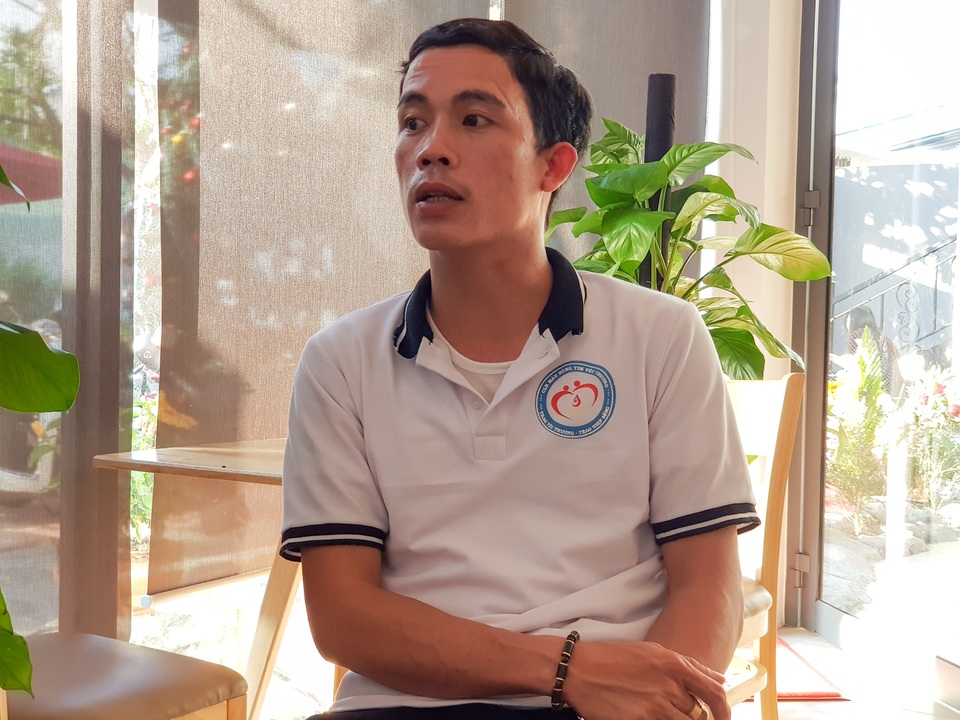 Người kết nối những giọt máu “nóng” - 1 Người kết nối những giọt máu “nóng” - 1