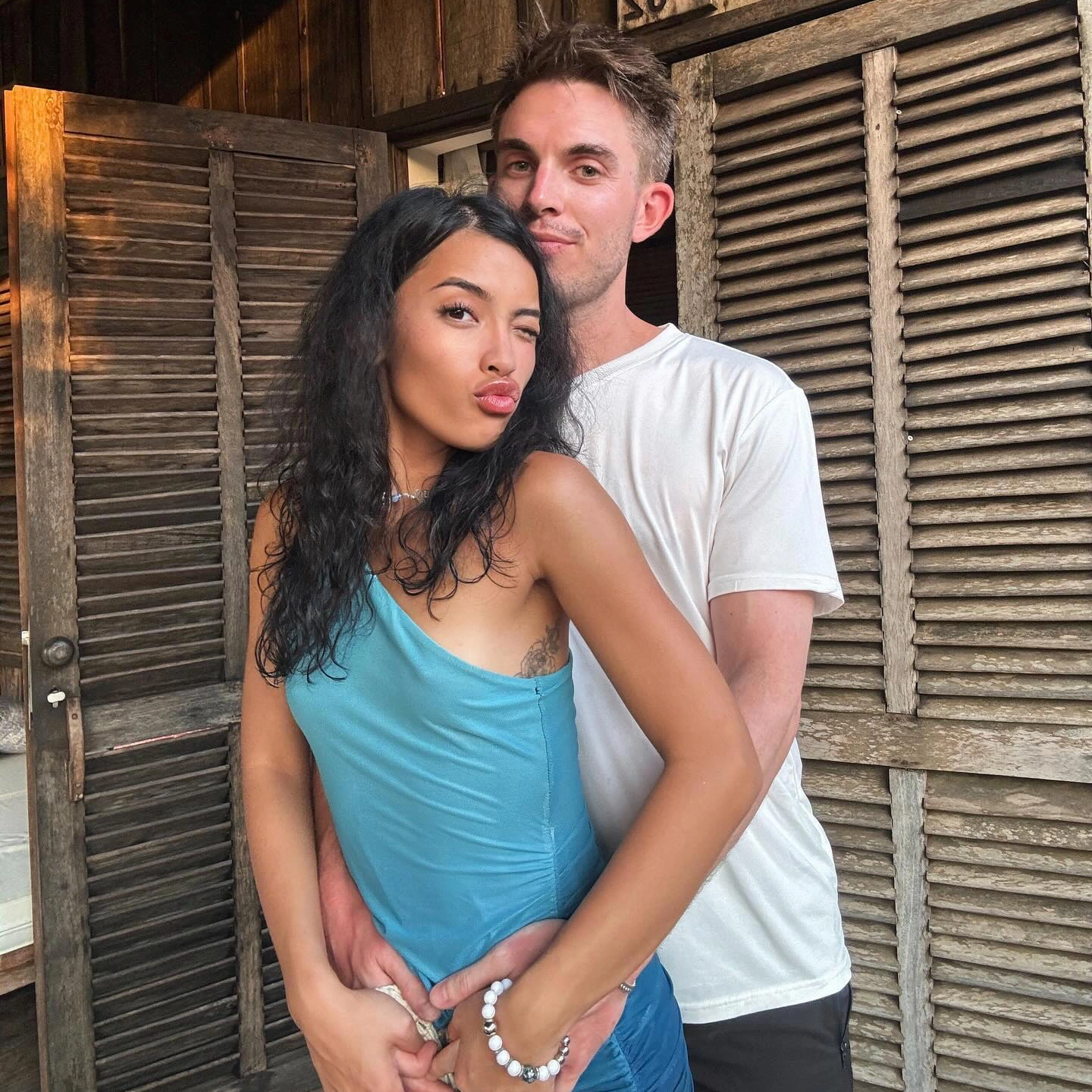 Hot jente fra Da Nang forårsaker feber med sin sexy klesstil og luksuriøse liv - 3 Hot girl Đà Nẵng gây sốt với gu ăn mặc gợi cảm, cuộc sống sang chảnh - 3