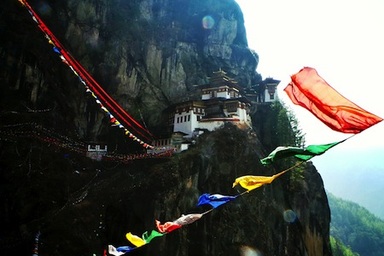 Zoom vào Bhutan và Nepal mơ mộng