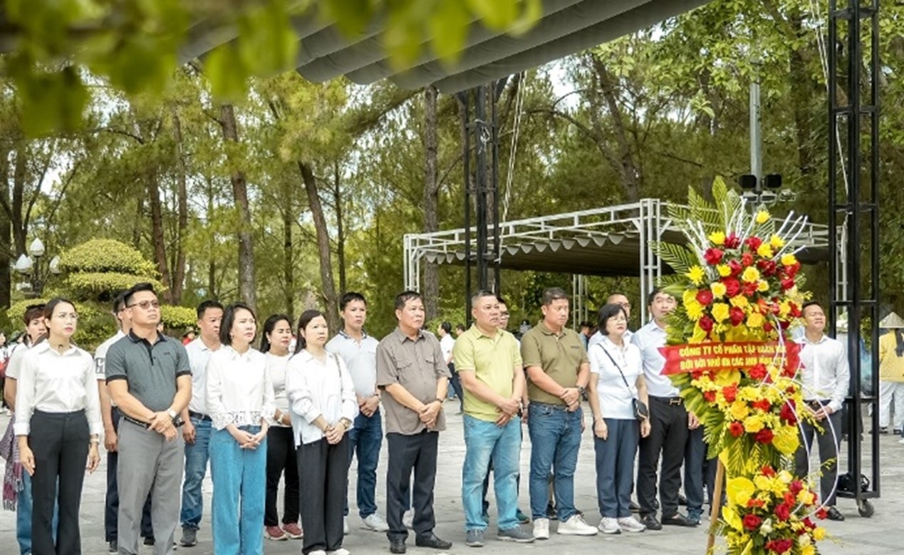 Dấu ấn ROX trên hành trình về nguồn - 1