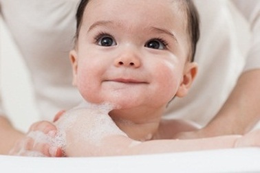 Làm thế nào để da bé luôn khoẻ mạnh mỗi ngày?