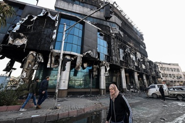 Chính quyền Assad sụp đổ, các nước dồn dập tấn công mục tiêu ở Syria