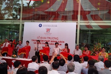  Ra mắt Trung tâm Phát hành Sách và Giới thiệu Sản phẩm