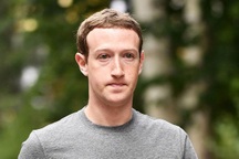 Mark Zuckerberg bị "đá văng" khỏi danh sách CEO được yêu thích nhất 2021