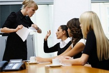 Không có ơn mà còn mang họa 