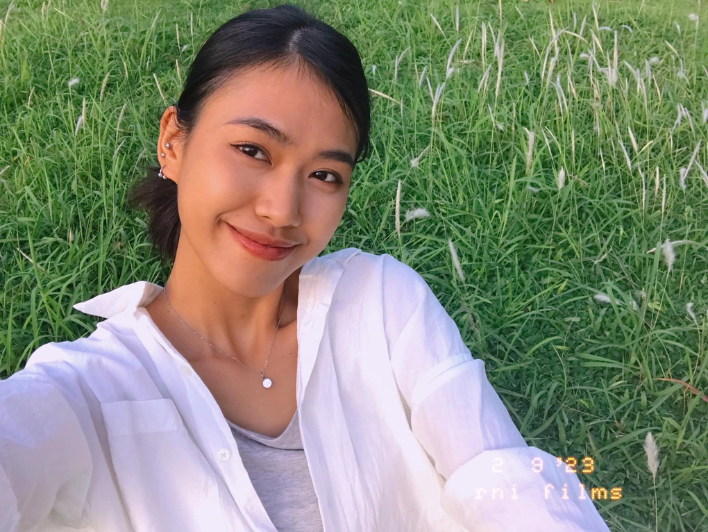 Dàn hoa khôi, á khôi Ngoại thương vừa xinh đẹp vừa đa tài giờ ra sao? - 12 Dàn hoa khôi, á khôi Ngoại thương vừa xinh đẹp vừa đa tài giờ ra sao? - 12