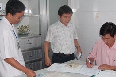 Thực phẩm chức năng: Giá trên trời, chất lượng mù mờ