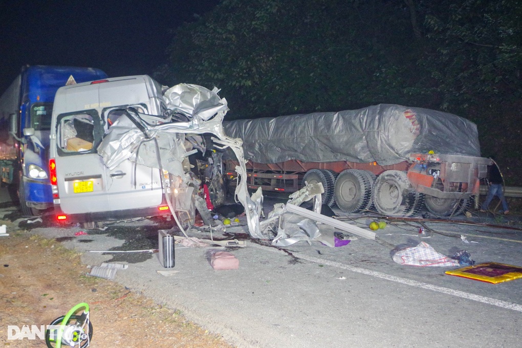 Từ vụ tai nạn 5 người chết ở Lạng Sơn, đặt cảnh báo khi ô tô hỏng ra sao? - 2