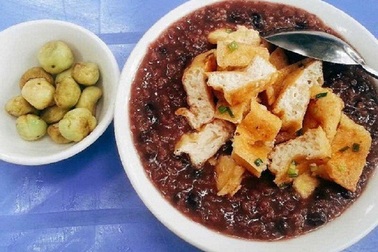 Nhớ bát cháo đậu phụ cà ghém