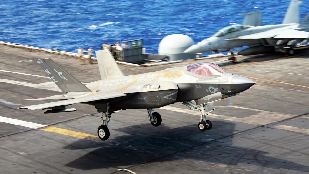 Séc ký thỏa thuận mua 24 tiêm kích F-35 của Mỹ - 1 Séc ký thỏa thuận mua 24 tiêm kích F-35 của Mỹ - 1