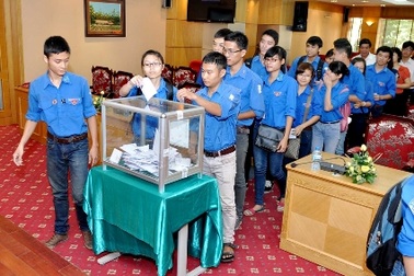 ĐH KTQD phát động Tuần lễ quyên góp ủng hộ đồng bào bị lũ lụt