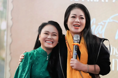 Nhật Thảo - Học trò Anh Thơ vừa ra mắt album đã bán hết 2000 đĩa