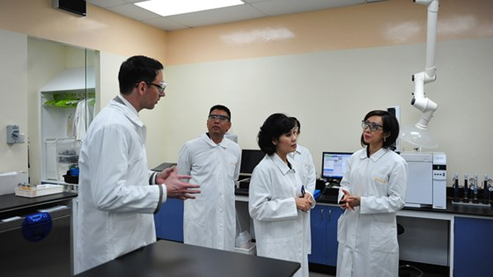 Có gì trong công thức dinh dưỡng giúp nhiều thế hệ trẻ em Việt Nam thoát suy dinh dưỡng thấp còi? - 3 Có gì trong công thức dinh dưỡng giúp nhiều thế hệ trẻ em Việt Nam thoát suy dinh dưỡng thấp còi? - 3