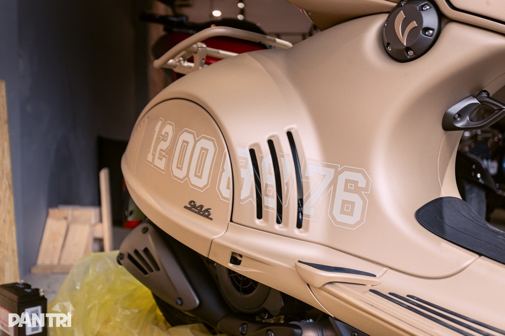 Vespa 946 Dragon rao giá hơn 700 triệu đồng, xe tay ga đắt ngang ô tô 7 chỗ - 5 Vespa 946 Dragon rao giá hơn 700 triệu đồng, xe tay ga đắt ngang ô tô 7 chỗ - 5