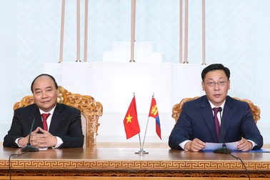 Thủ tướng Nguyễn Xuân Phúc hội đàm với Thủ tướng Mông Cổ