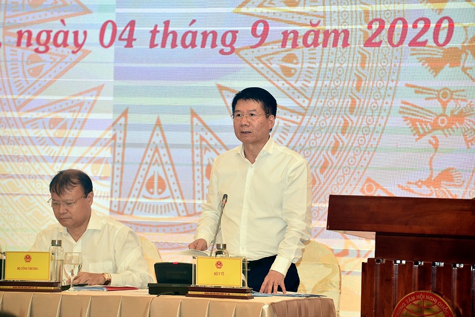 Lãnh đạo Bộ Y tế, Bộ Công an trả lời vụ khống giá máy Bệnh viện Bạch Mai - 2 Lãnh đạo Bộ Y tế, Bộ Công an trả lời vụ khống giá máy Bệnh viện Bạch Mai - 2