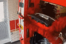 Chiếc Range Rover "xấu số" gặp sự cố khi rửa xe, nguyên nhân gây tranh cãi