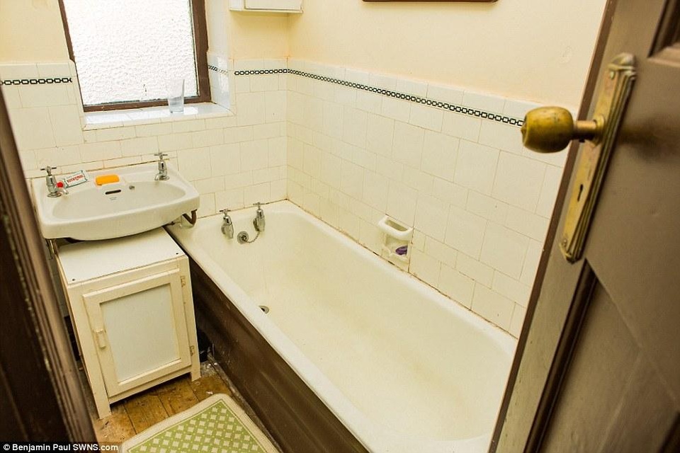 Bên trong ngôi nhà như xuyên không về 100 năm trước - 5