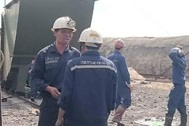 Vụ bục nước lò than: “Chúng tôi tìm đồng nghiệp trong hi vọng anh ấy còn sống”