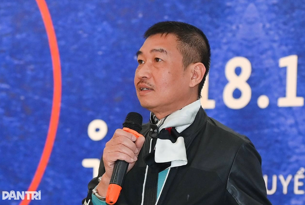 Họa sĩ Lê Thiết Cương cá tính mạnh, trước cái chết cũng không sợ hãi - 2 Họa sĩ Lê Thiết Cương cá tính mạnh, trước cái chết cũng không sợ hãi - 2