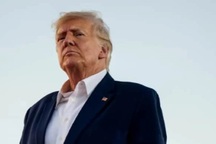 Ông Trump ám chỉ không coi Ukraine là một bên bình đẳng trong đàm phán