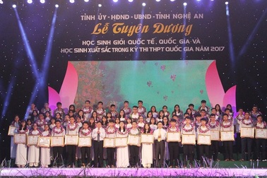 Nghệ An bỏ cộng điểm ưu tiên cho sinh viên khá, giỏi khi thi tuyển công chức