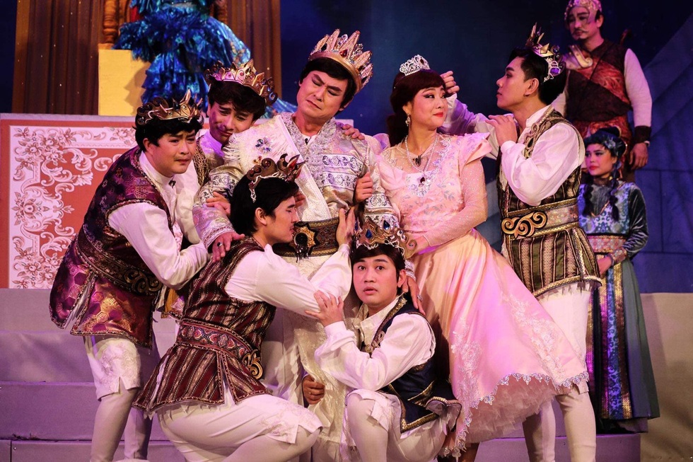 Cơn sốt vé Ngày xửa ngày xưa và lối ra nào cho sân khấu kịch? (Kỳ cuối) - 3