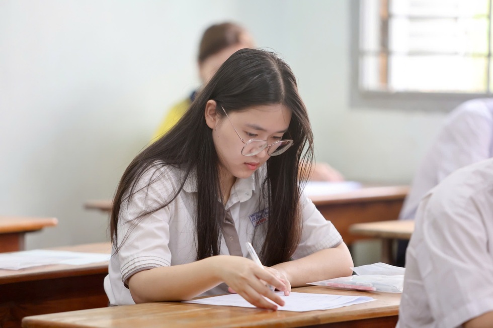 Đổi mới đề thi trước đổi mới dạy học: Rủi ro nếu gặt lúa non - 2 Đổi mới đề thi trước đổi mới dạy học: Rủi ro nếu gặt lúa non - 2