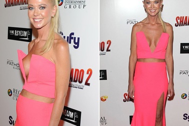 Váy áo cắt xẻ khiêu khích của người đẹp Hollywood